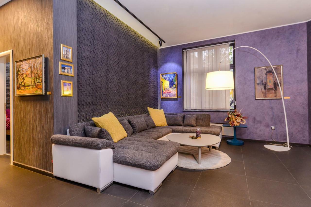 Champs-Elysees Sofia 2-Bdr, 2-Bthr Tsar Simeon Suite By Flat Mаnager Zewnętrze zdjęcie